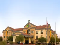 Holiday Inn Express & Suites Barstow-Outlet Center Hotels near Treasure House Mall