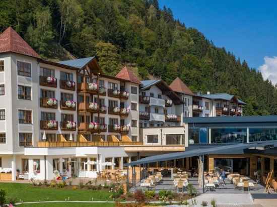 Superior Sport und Familienresort Alpenblick Hotel Exterior