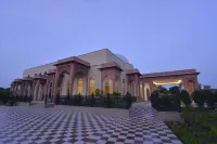 The Orchha Resort Hotels near Shri Ram Raja Mandir