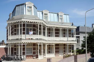 Hotel Andante Aan Zee Hotels near Dog Beach