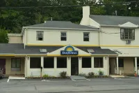 Whitney Inn & Suites Hotels in Wallingford