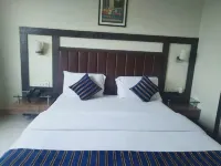 Hotel Udayanraje Palace Hotels near Rama Botanical Garden (रामा बाॅटेनीकल गार्डन)