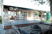 The Yard - Hostel Hotels in Grabouw