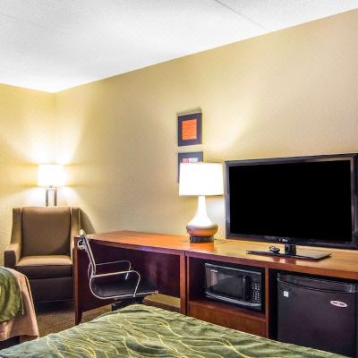 Standard Room, 2 Double Beds, Non Smoking Comfort Inn Newport News/Williamsburg East Promo Code