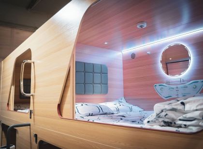 Gallery Hostel Madrid Residencia Estudiantes