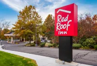 Red Roof Inn Meriden Hotels in Wallingford