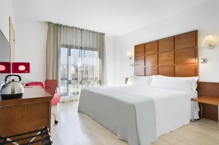 HOTEL ZENTRAL AVE ZARAGOZA