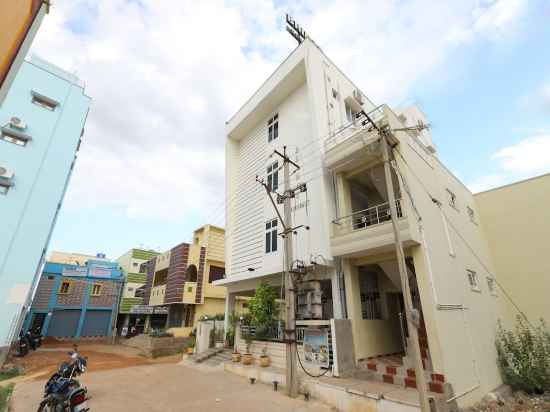 OYO 15601 Bhimas Residency Hotel Exterior