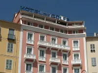 Hôtel du Golfe Hotels near Plage de Marinella