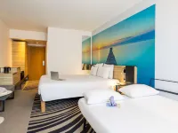 Novotel Brussels Off Grand Place Hotels near Atomium