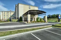 Comfort Inn & Suites Fort Smith I-540 Hotels near Kohl's