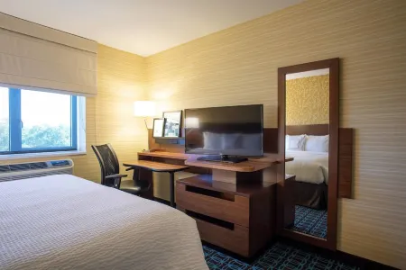 Fairfield Inn & Suites New York Queens/Fresh Meadows