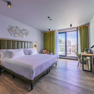 Deluxe Room with View(with Terrace) Barceló Budapest Promo Code