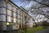 Holiday Inn Express Baden - Baden Hotels near Alte Eiche