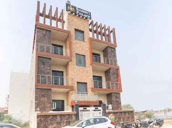 Sangvi Palace Hotel Exterior