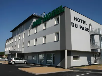 Brit Hotel Piscine & Spa - Fougères Hotels in Beauce