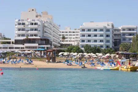 Iliada Beach Hotel