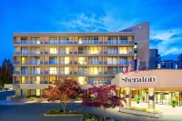 Sheraton Vancouver Airport Hotel Các khách sạn gần Richmond Center