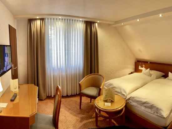 Hotel Lindenhof Rooms