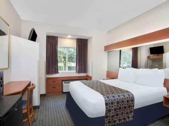 Microtel Inn & Suites by Wyndham Leesburg/Mt Dora Rooms