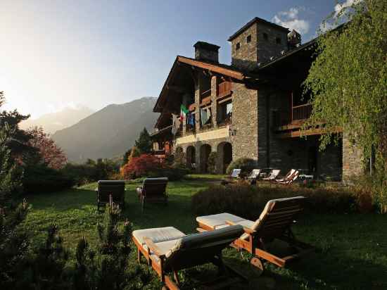 Relais Mont Blanc Hotel & Spa Hotel Exterior