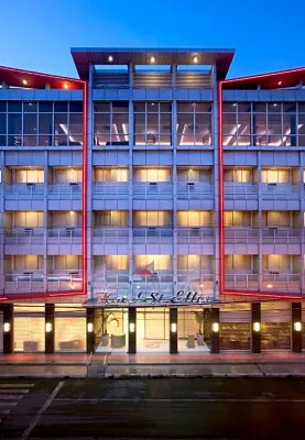 Hotel St. Ellis Hotels near Metro