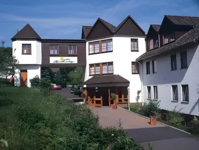 AKZENT Hotel Haus Sonnenberg Отели в г. Хербштайн