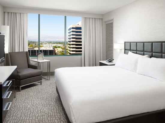 Hilton Woodland Hills/ Los Angeles Rooms