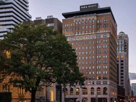 Park Hyatt Toronto Hotel Exterior