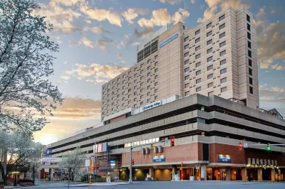 Marriott Springfield Downtown Hotels near Forest Park