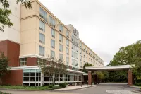 DoubleTree by Hilton Hotel Boston Bayside Hotels near Northeastern University