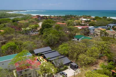 4 Favela Chic Tamarindo Adults Only Luxury Bungalow Close to the Beach