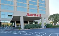 Marriott Tulsa Hotel Southern Hills Hotels near Woodland corner