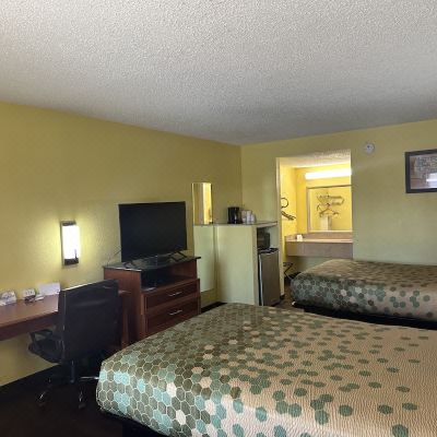 Double Room with Two Double Beds - Smoking Econo Lodge Picayune Promo Code