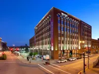 The Westin St. Louis Hotels near Church of Christ the Divine