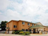 Quality Inn & Suites Lincoln Near I-55 Hotels in Lincoln