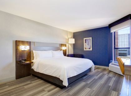 Holiday Inn Express & Suites Phoenix-Tempe