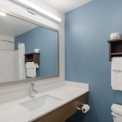 Standard Queen Room-Non-Smoking WoodSpring Suites Promo Code