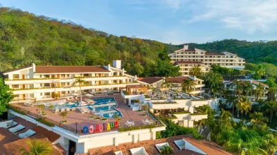 Park Royal Beach Huatulco - All Inclusive Hotels near Capilla Del Perpetuo Socorro