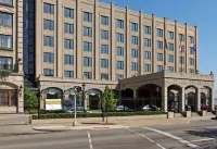 Hotel St. Regis Hotels in Detroit