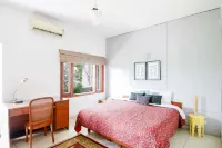 Thikana Delhi ( Boutique B&B)