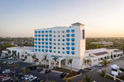 The Karol Hotel, St. Petersburg Clearwater, a Tribute Portfolio Hotel Hotels near Walmart Supercenter