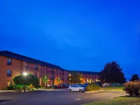 Best Western London Airport Inn  Suites Hotels near Kiwanis Park Crossing Bridge