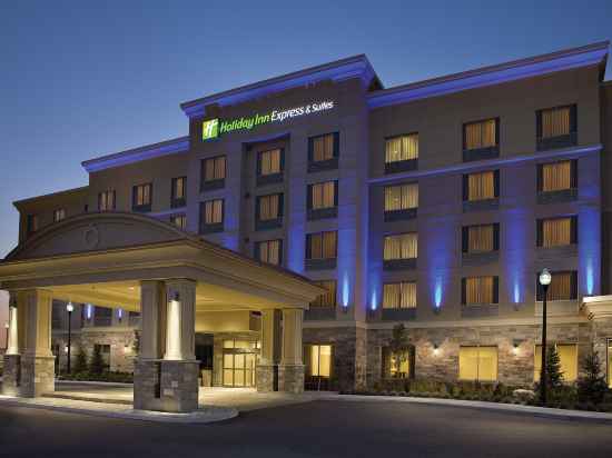 Holiday Inn Express & Suites Vaughan-Southwest Hotel Exterior