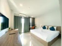 Dee Hotel Phayao Hotels near Wat Si Khom Kham, Phayao Lake Town