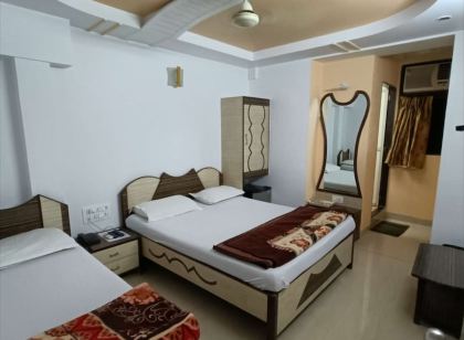 Hotel Broadway Colaba