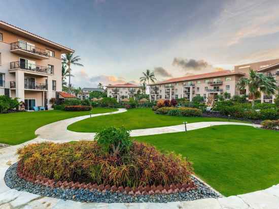 Marriott's Waiohai Beach Club Hotel Exterior