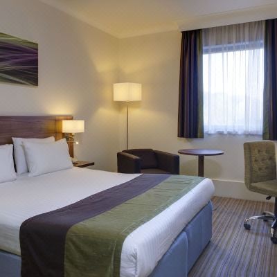 Standard Queen Room Holiday Inn Leamington Spa - Warwick, an IHG Hotel Promo Code