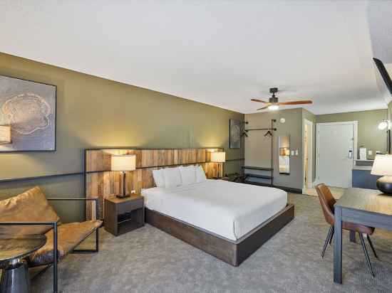 Tremont Lodge & Resort Rooms