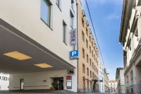 Leonardo Boutique Hotel Linz City Center Hotel berhampiran Chemiepark Linz